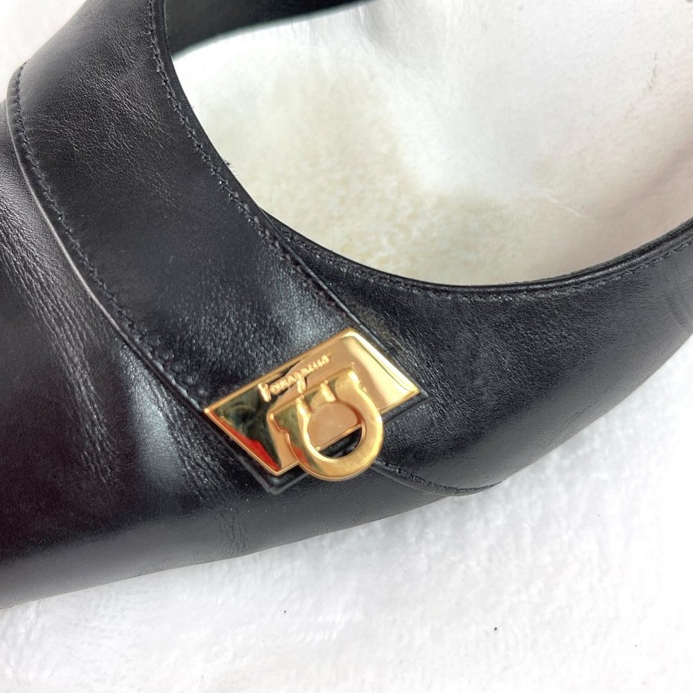 Auc Ferragamo Gold Logo kitten heel leather shoes - Picture 6 of 11